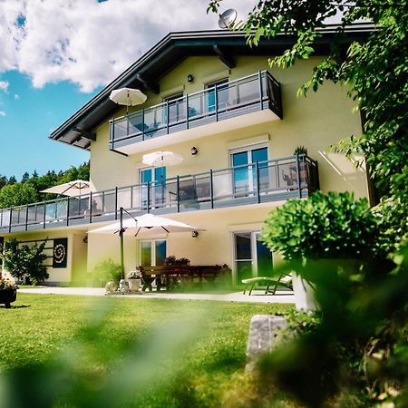 Schwalbennest Velden Apartment เวลเดน อัม เวิร์ทเทอร์ซี ภายนอก รูปภาพ