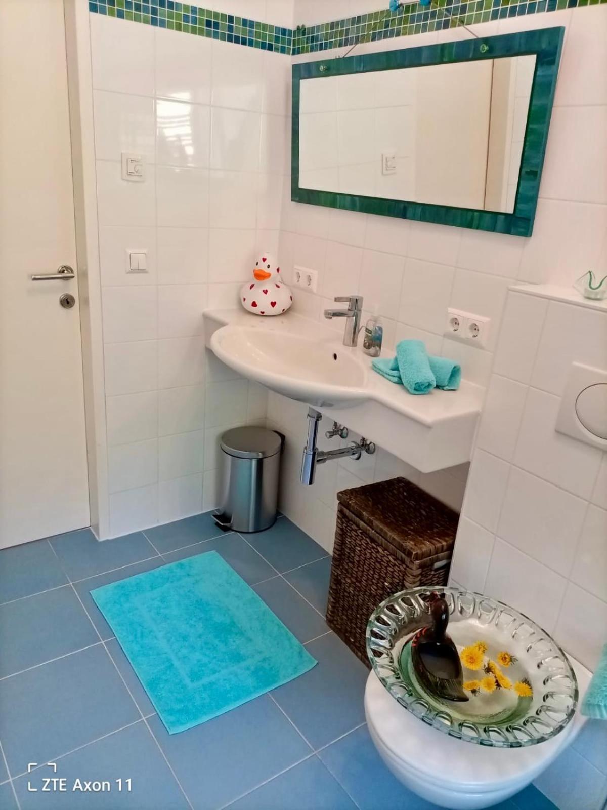 Schwalbennest Velden Apartment เวลเดน อัม เวิร์ทเทอร์ซี ภายนอก รูปภาพ