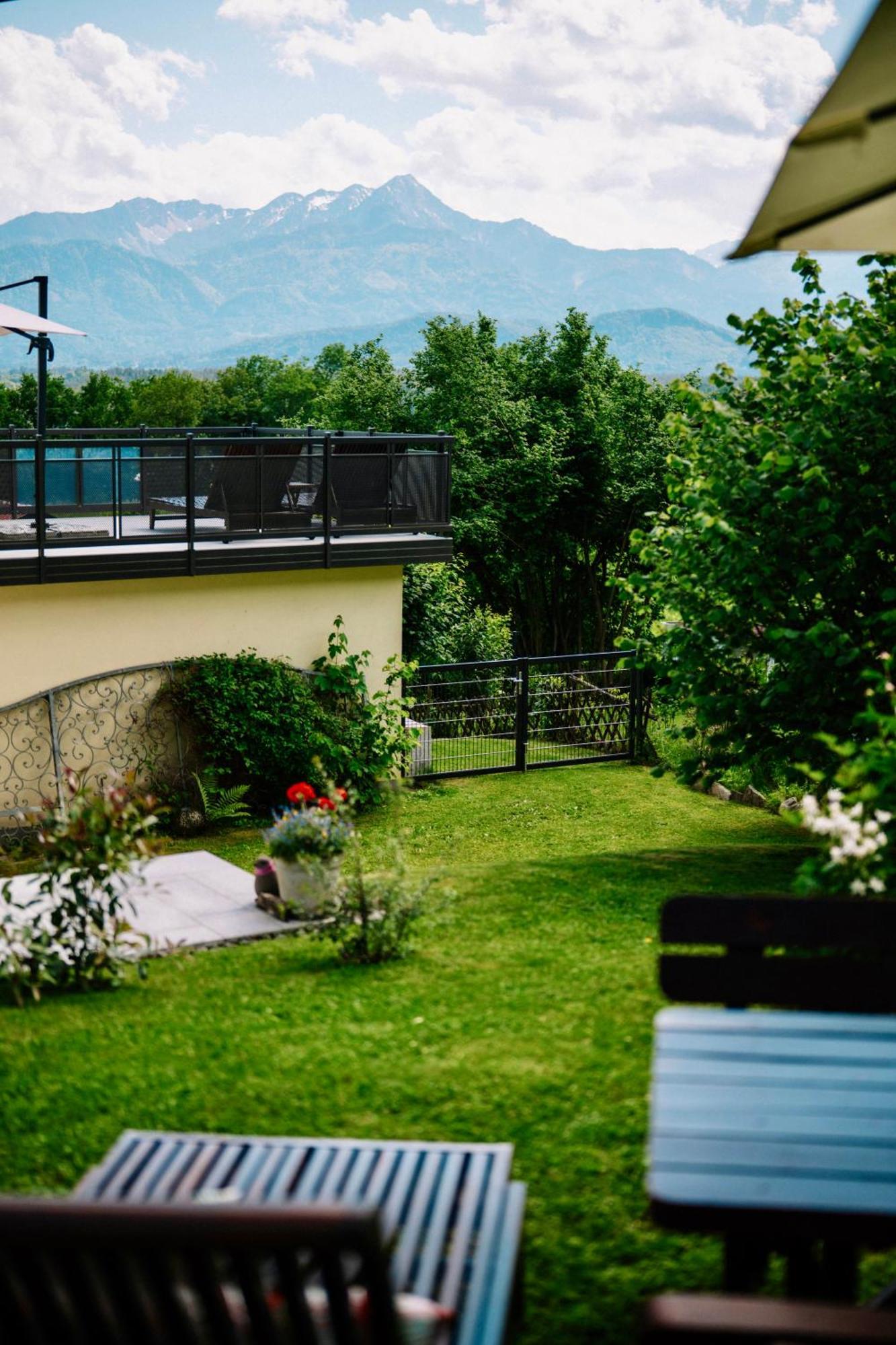 Schwalbennest Velden Apartment เวลเดน อัม เวิร์ทเทอร์ซี ภายนอก รูปภาพ